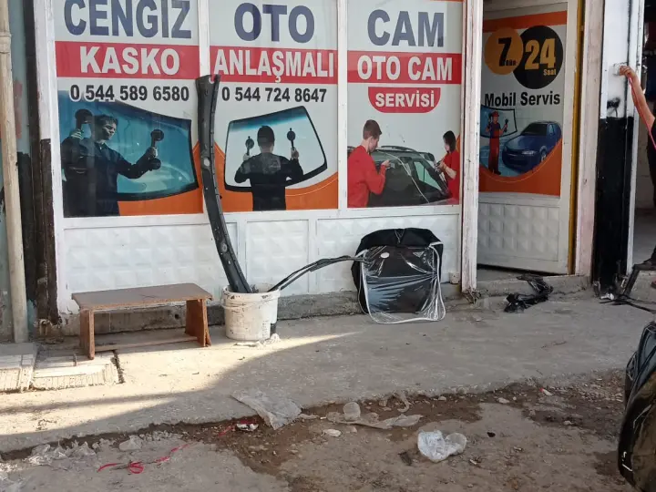 Serdar oto cam