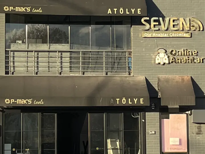 Seven Garaj - Elektronik Oto Anahtar Merkezi