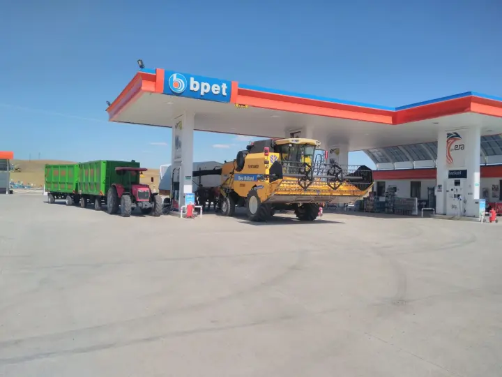 SEYİTHANOĞULLARI PETROL İSTASYONU. Aziz Ercan