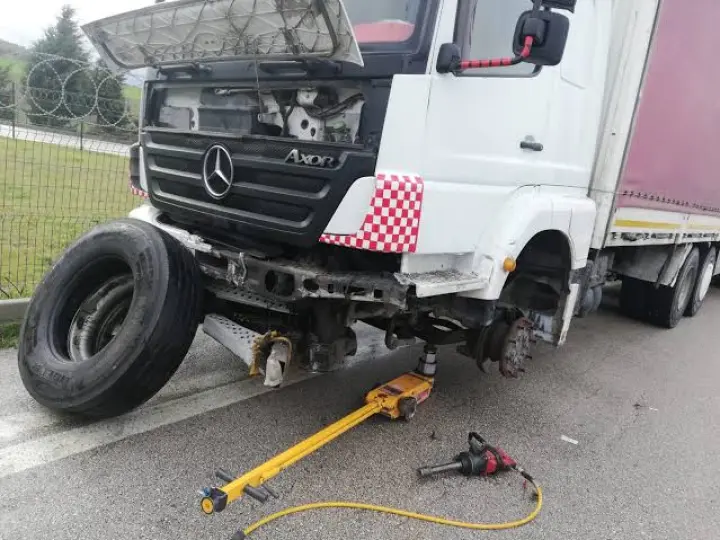 Seyyar Oto Lastik