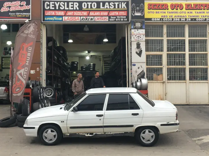 SEZER CEYSLER OTO LASTİK YOL YARDIM MAVİKENT KARATAŞ NÖBETÇİ LASTİKÇi
