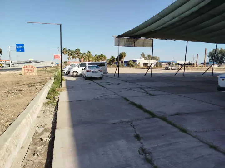 Sezgi otopark