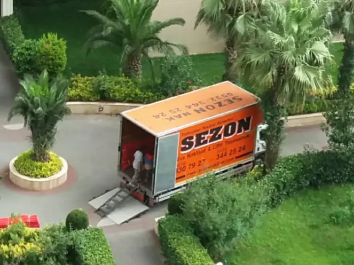 SEZON NAKLİYAT