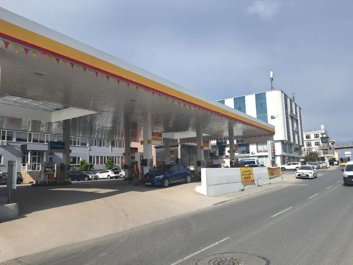 Shell Güzle Petrol Ürünleri Çamlık