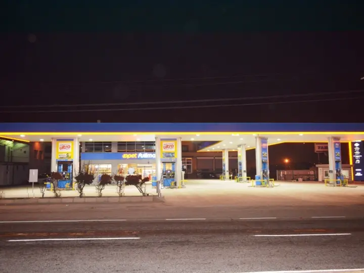 SHELL PETROL İSTASYONU / İS-TUR