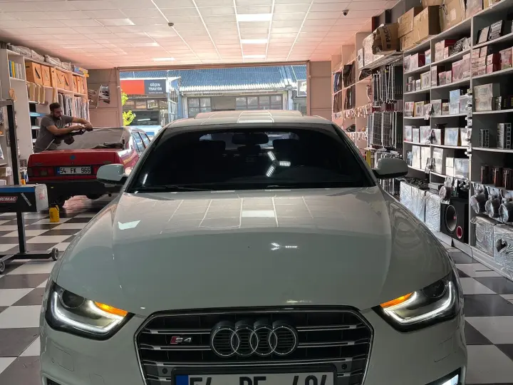 SİLİNMEZ GARAGE FAR ONARIM MERKEZİ