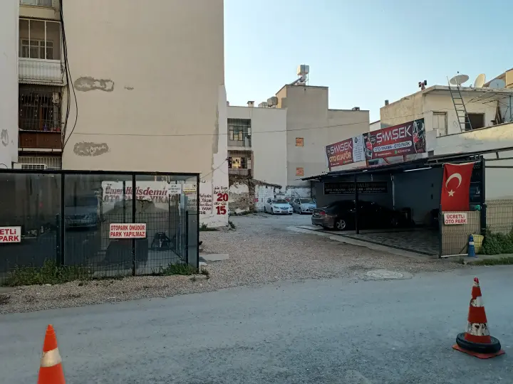 Şimşek Oto Yıkama & Oto Park