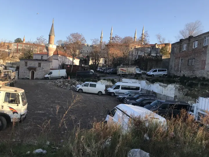 Şirin Katlı Otopark