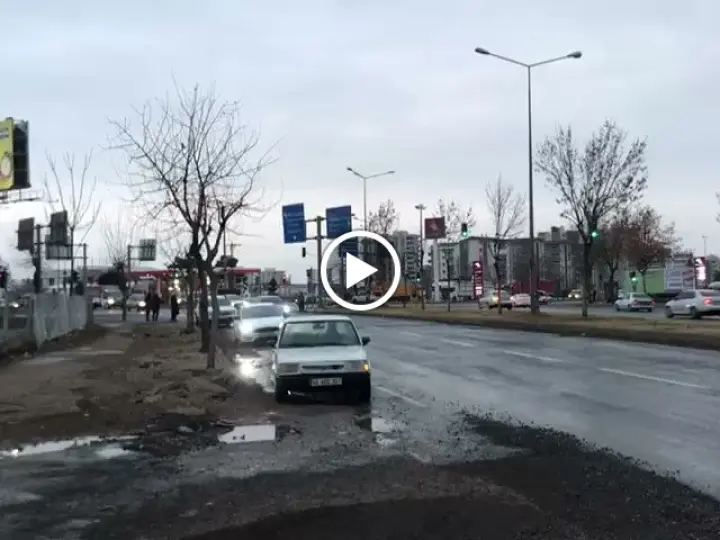 Siverek Oto Lastik Bekir Oto Lastik 7 / 24 Yol Yardımı