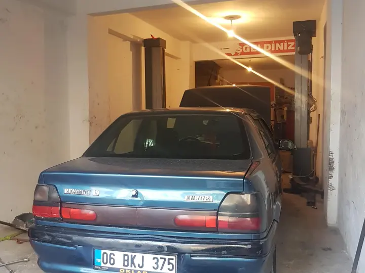 Sıyah Garaj