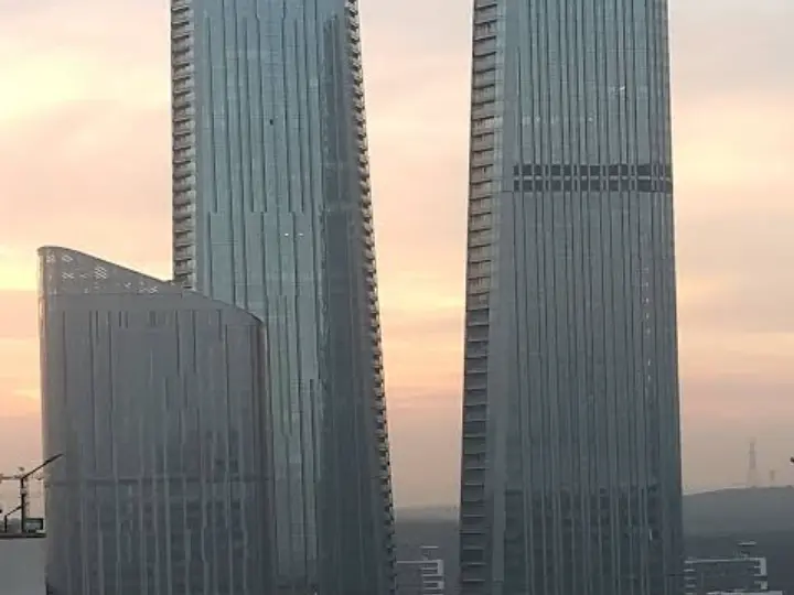 Skyland taksi durağı