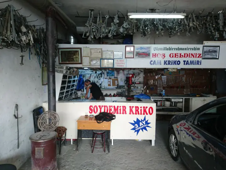 Soydemir Oto Cam Kriko Tamiri