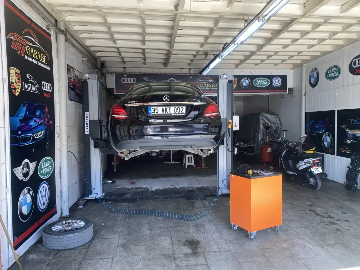 ST Garage Bornova İzmir