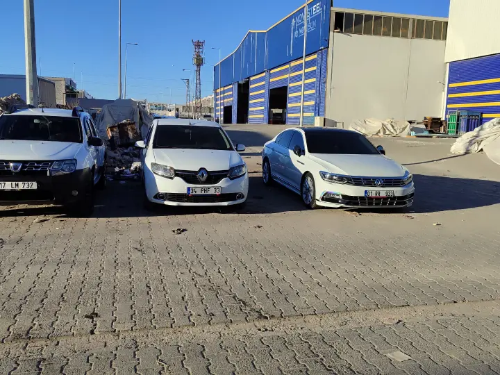 Su oto yıkama