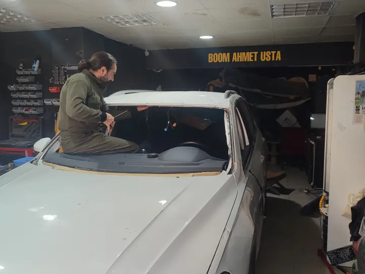 TAHA OTO BOYASIZ GÖÇÜK VE DOLU HASARI ONARIM MERKEZİ