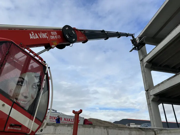 TAHA SEPETLİ VİNÇ ||| Ankara Sepetli Vinç Kiralama