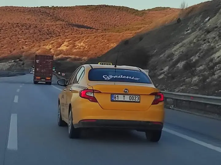 TAKSİ KAYNAŞLI