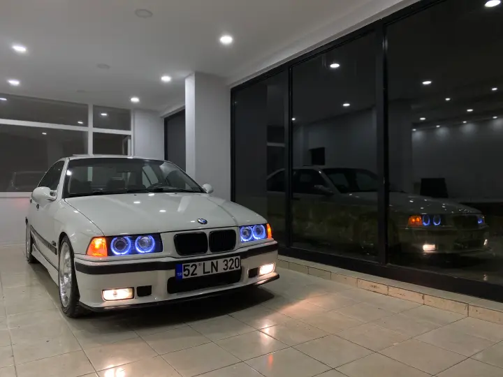 Taş Kardeşler Oto Kaporta Boya