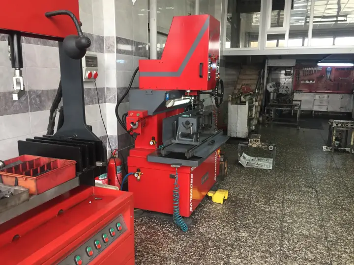 Taşkın Üst Kapak