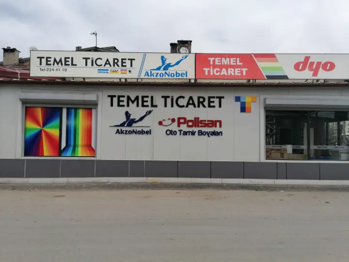Temel Ticaret Oto Boya