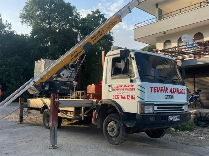 Tevfik Asansör | Kiralık Yük Asansörü Hizmeti