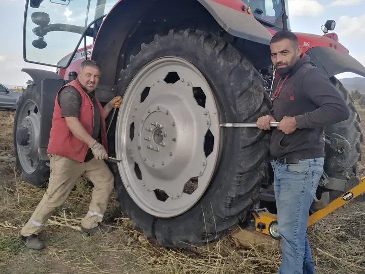 Tomarza Uzman oto lastik yol yardım