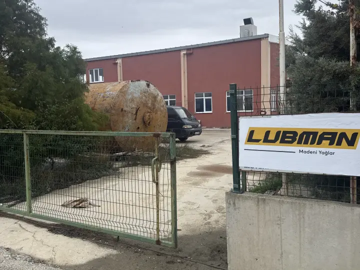 Toptan Motor Yağı-Madeni Yağ-Lubman Toptan Madeni Yağ-Toptan Madeni Yağ-Madeni Yağ-İstanbul Madeni Yağ-Yurtdışı Madeni Yağ