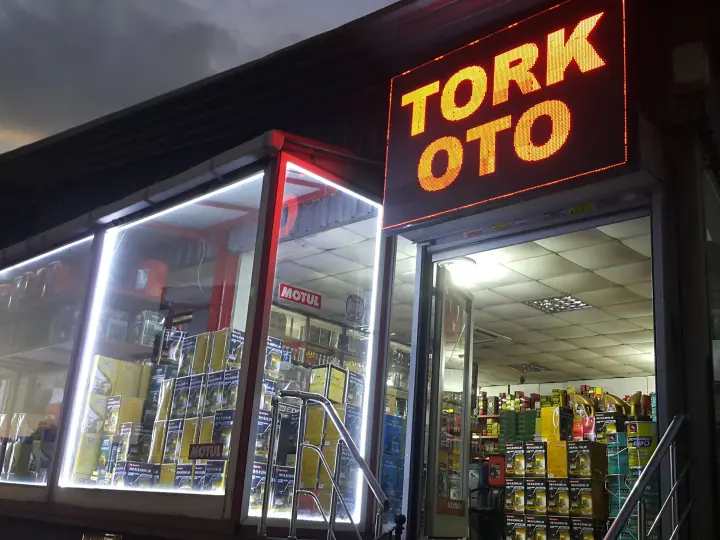 Tork Oto