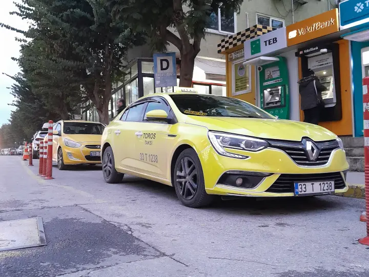 Toros Taksi Hüseyin Küçük