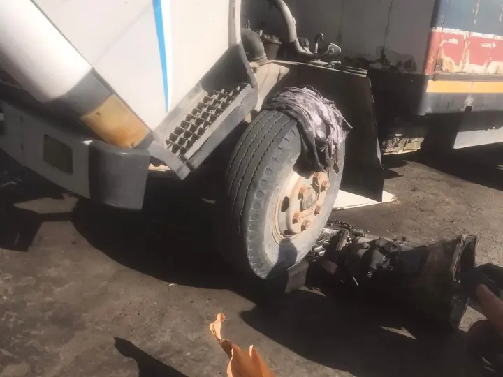 Tosya mıtsubıjı ısuzu iveco otogar otobus minibus transit wosvagen tamir yedek parca 7 24 yol yardım