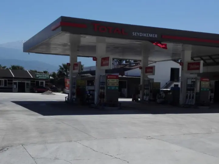 TotalEnergies İstasyonu