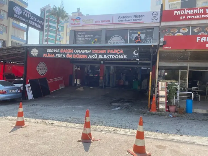 TotalEnergies Quartz Auto Services - Akademi Oto