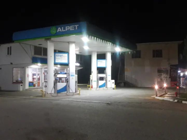 Toy Petrol Benzin İstasyonu
