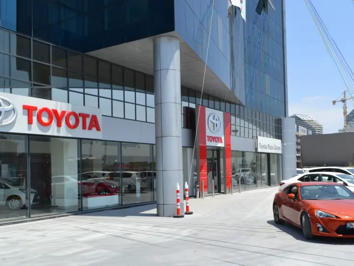 Toyota Plaza Gürses