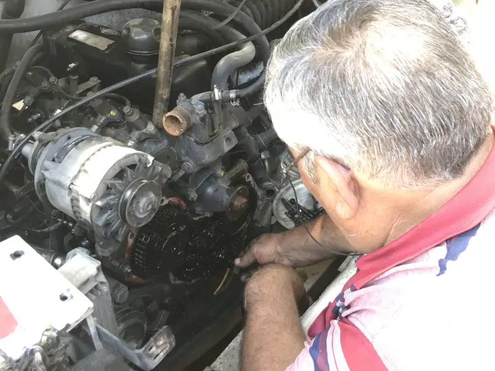 TRAKTÖR TAMİRCİSİ OSMAN USTA