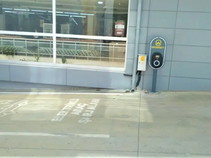 Trugo Charging Station