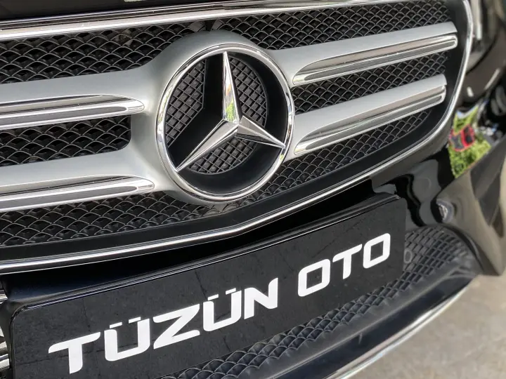 Tunç Oto