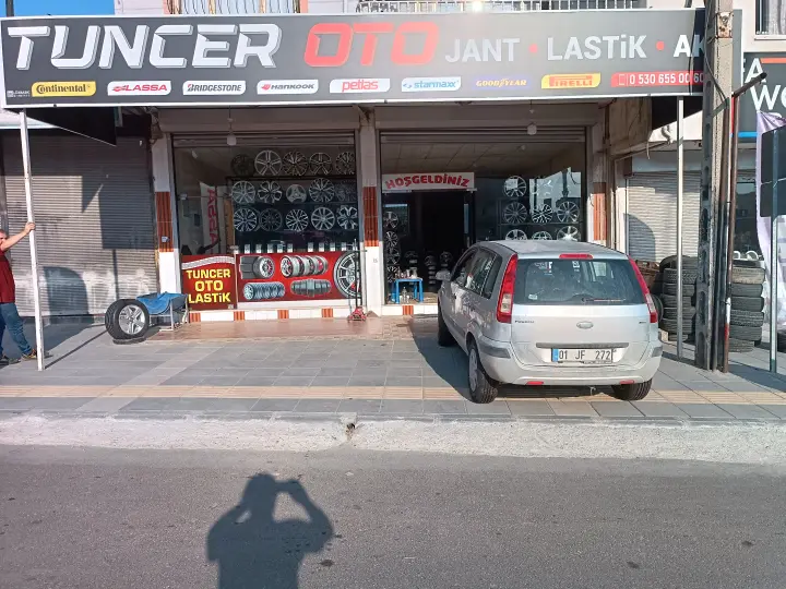 Tunç oto lastik