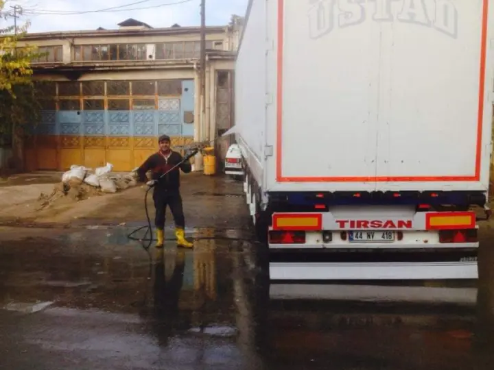 Turan Kardeşter Oto Yikama Ve Yağlama
