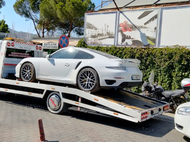 Uçar oto kurtarma silifke yol yardım