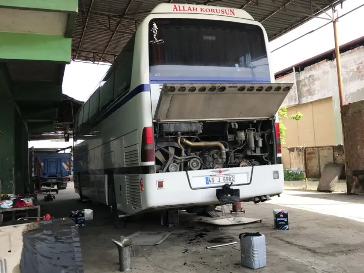 ÜÇLER MERCEDES-BENZ ÖZEL TAMİR VE BAKIM SERVİSİ