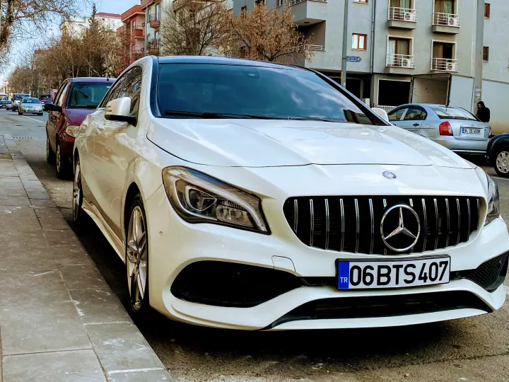 UĞUR OTO KİRALAMA