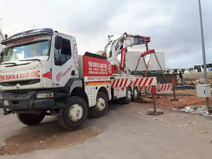 Uğur Vinç ve Platform AŞ.