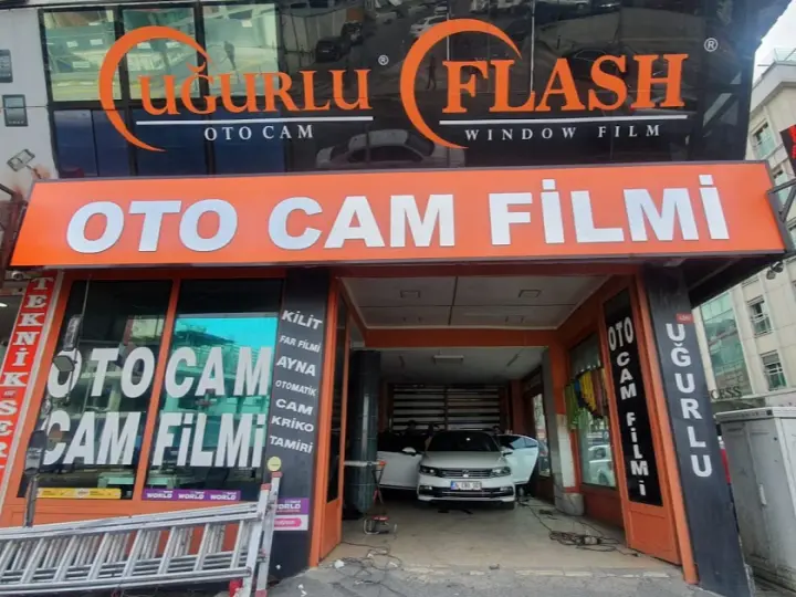 Uğurlu Oto Cam/Cam Filmi Ümraniye