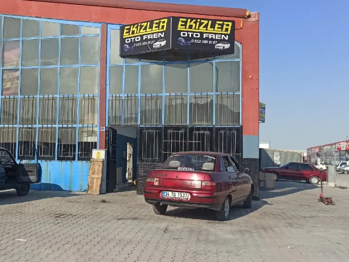 Ülker Oto Tamirhanesi