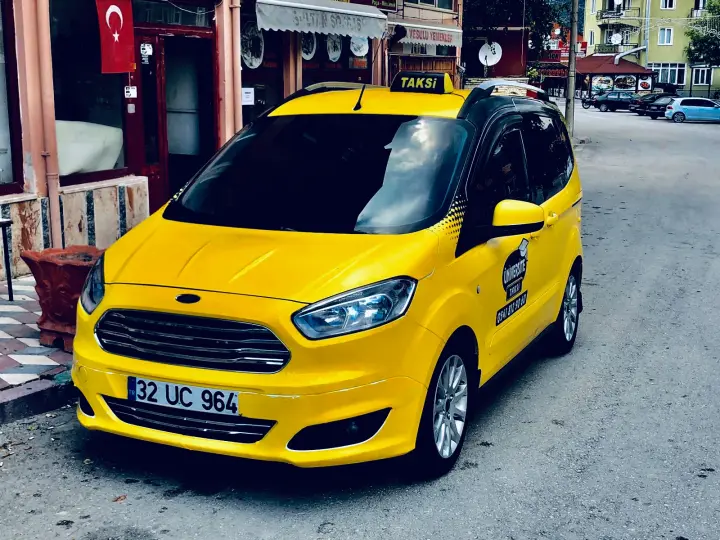ULUBORLU IŞIK TAKSİ