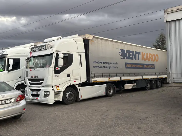 Uluslararası tır garajı