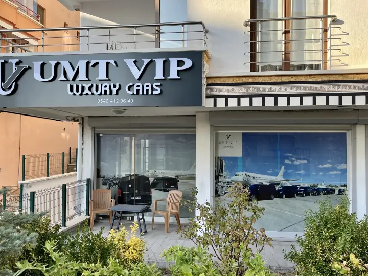 umt vıp luxury car