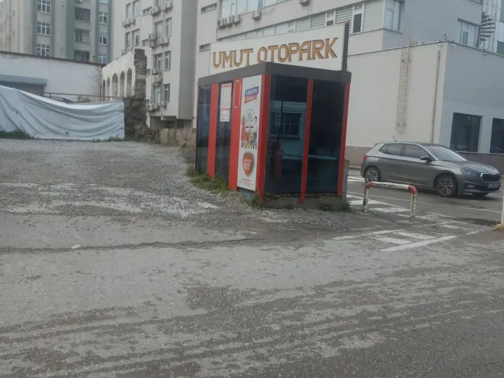 Umut otopark