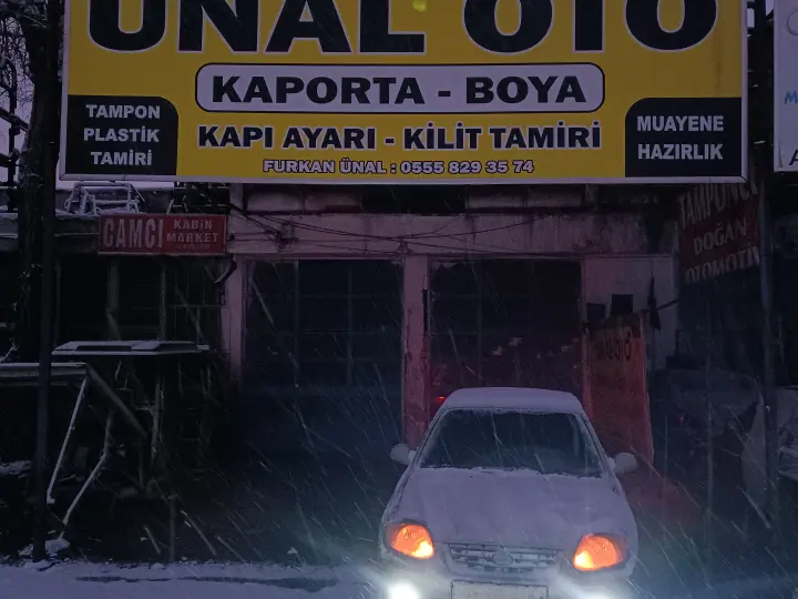 Ünal oto kaporta boya kapı ayarı kilit tamiri